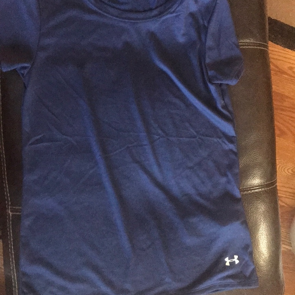 Navy blue under Armour cool gear shirt